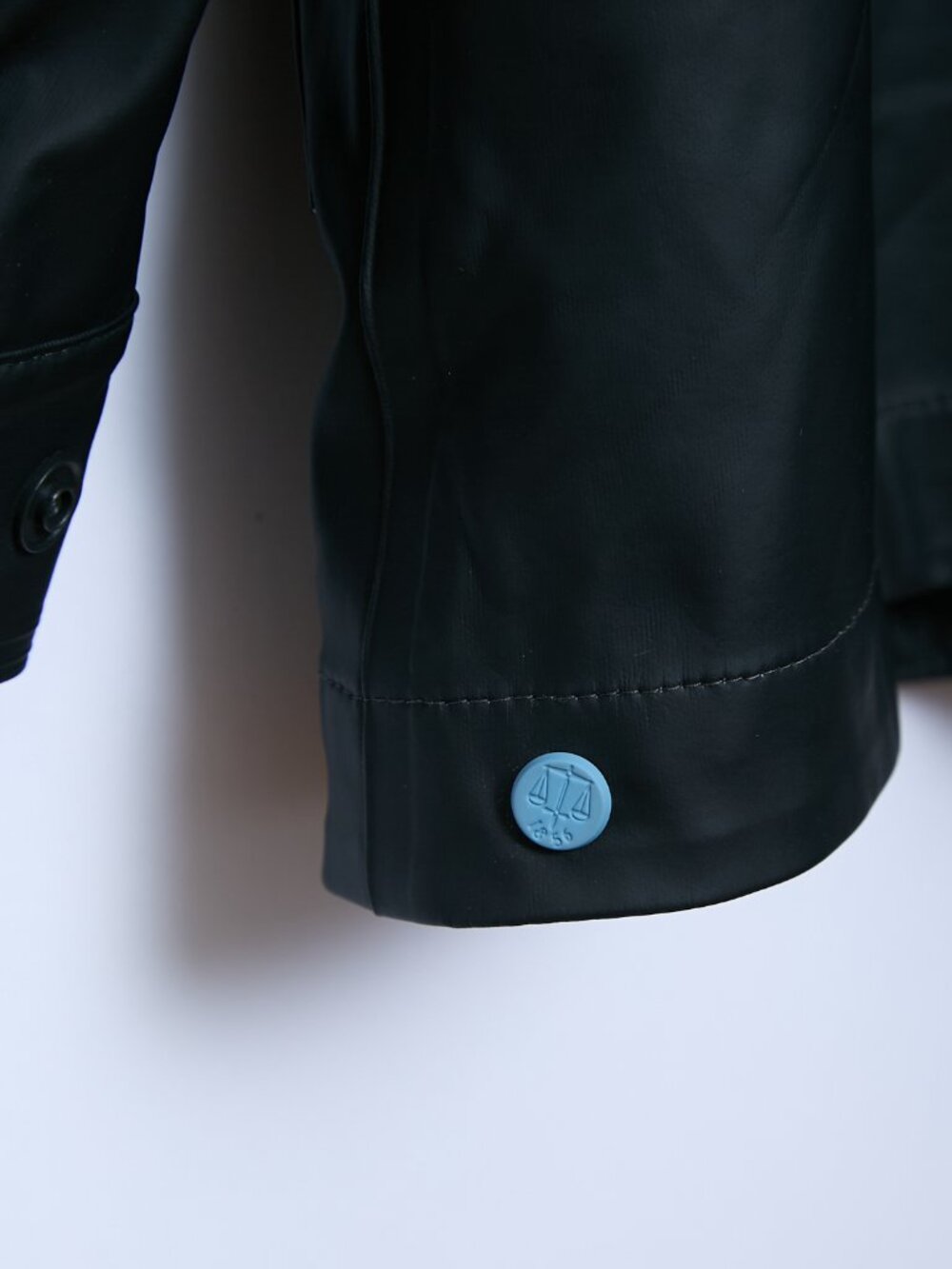 Hunter Abbey Short Rubberized Rain Jacket Raincoat Black Small *FLAWS* - Picture 11 of 15